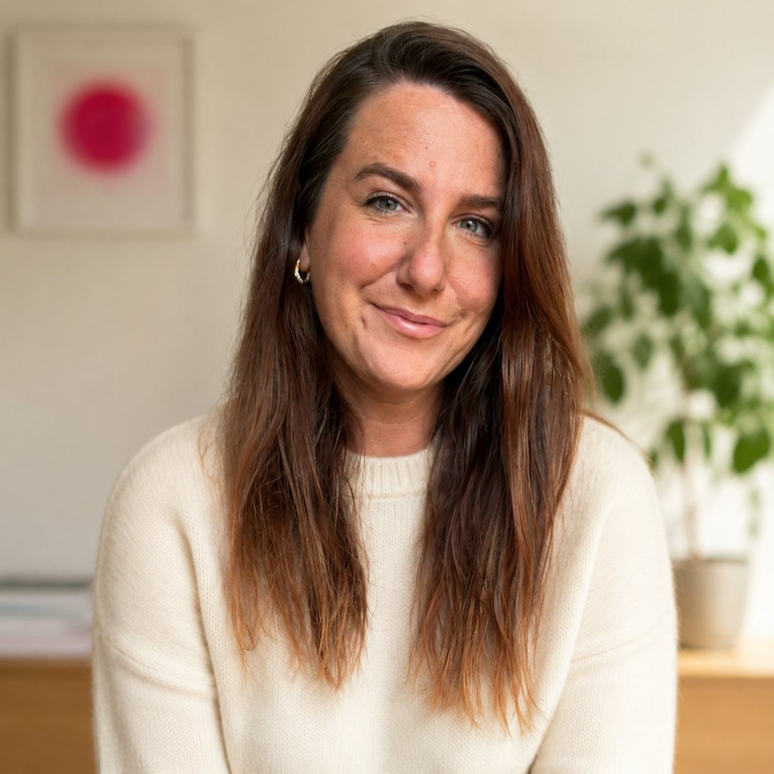 Katrin Weyers lächelt herzlich in die Kamera